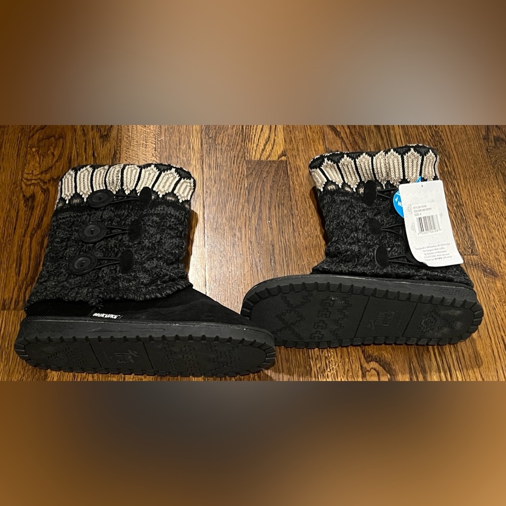 Muk Luks Women’s Knit Button Boots — Color Ebony, Size 8